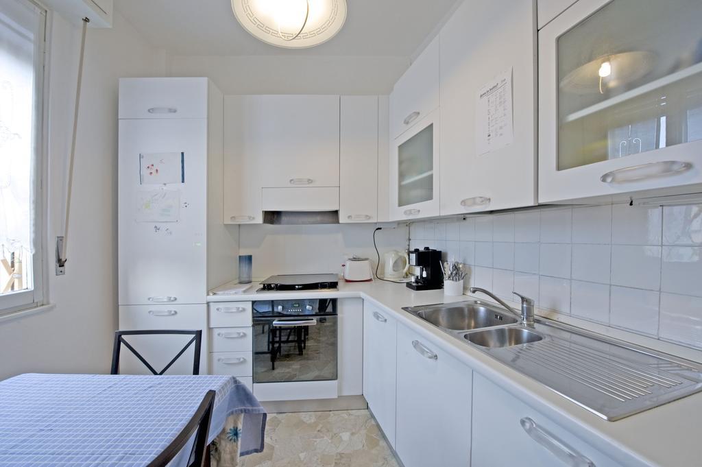 Apartment Chiesarossa Milan Bilik gambar