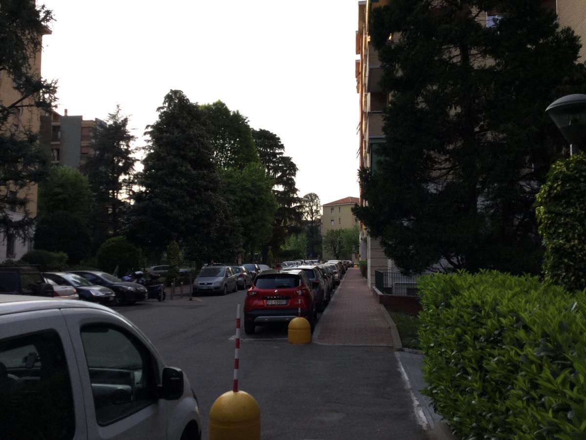 Apartment Chiesarossa Milan Luaran gambar
