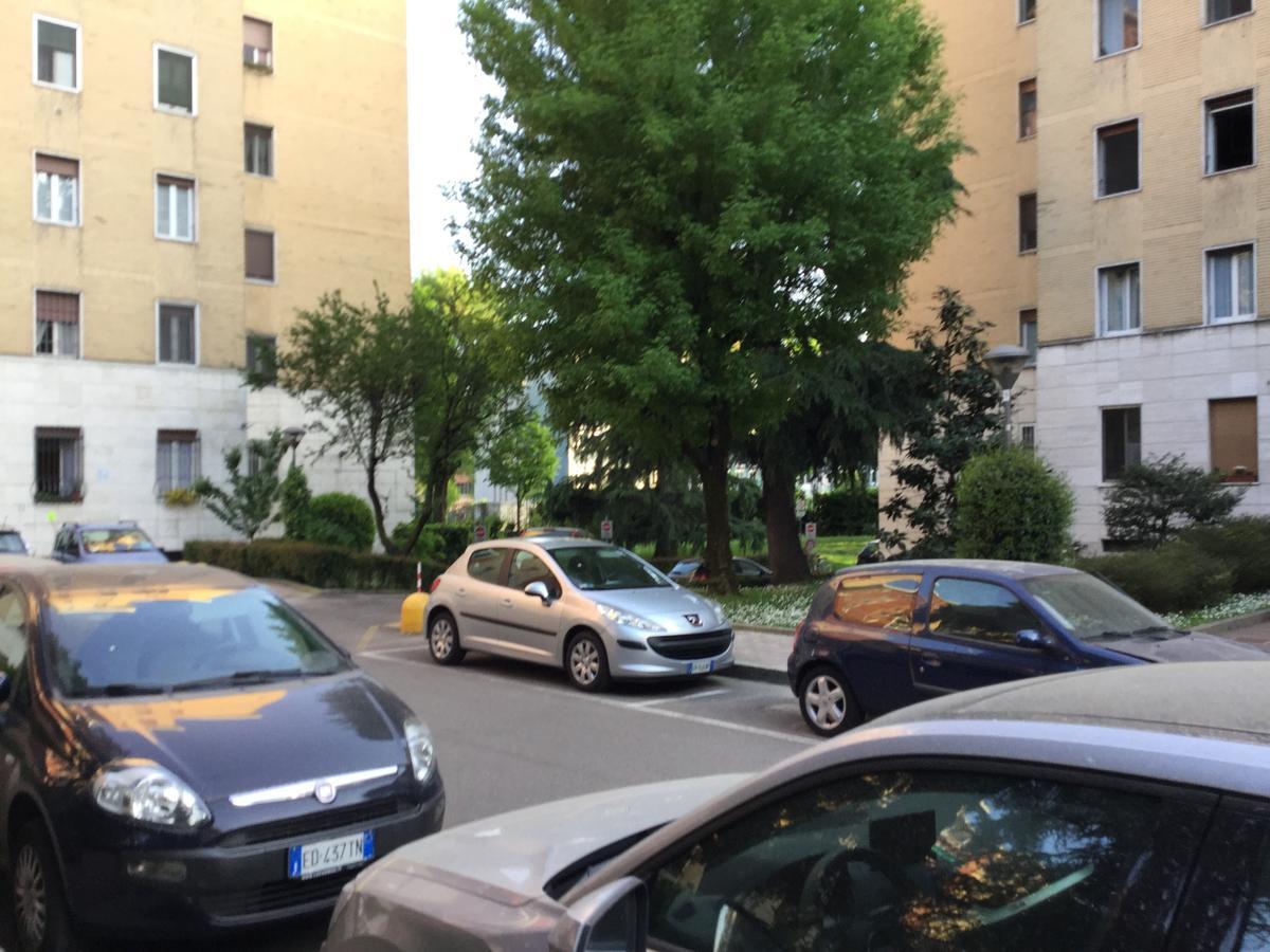 Apartment Chiesarossa Milan Luaran gambar